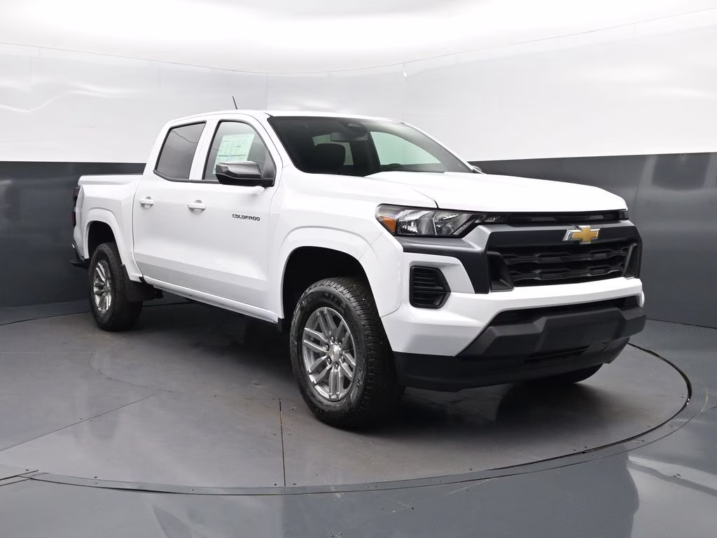 2026 Summit White Chevrolet Colorado LT RWD Truck