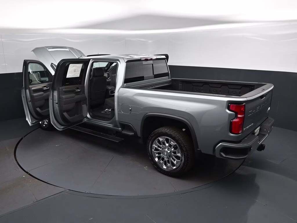 2026 Sterling Chevrolet Silverado 2500HD High Country 4X4 Truck