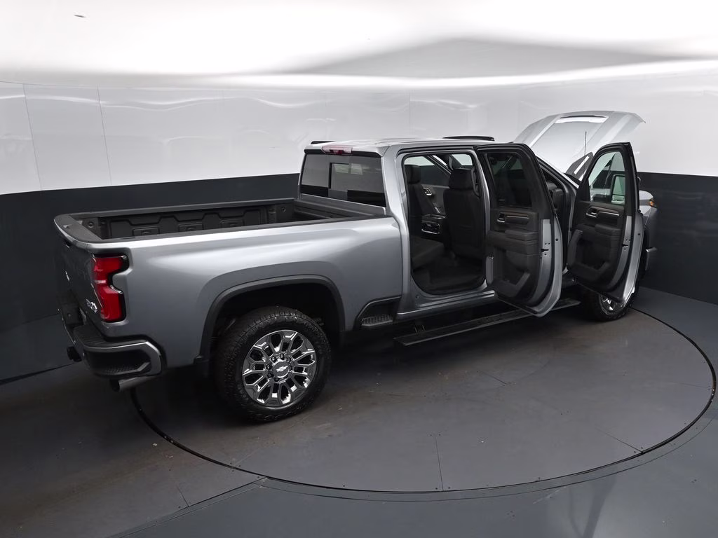2026 Sterling Chevrolet Silverado 2500HD High Country 4X4 Truck