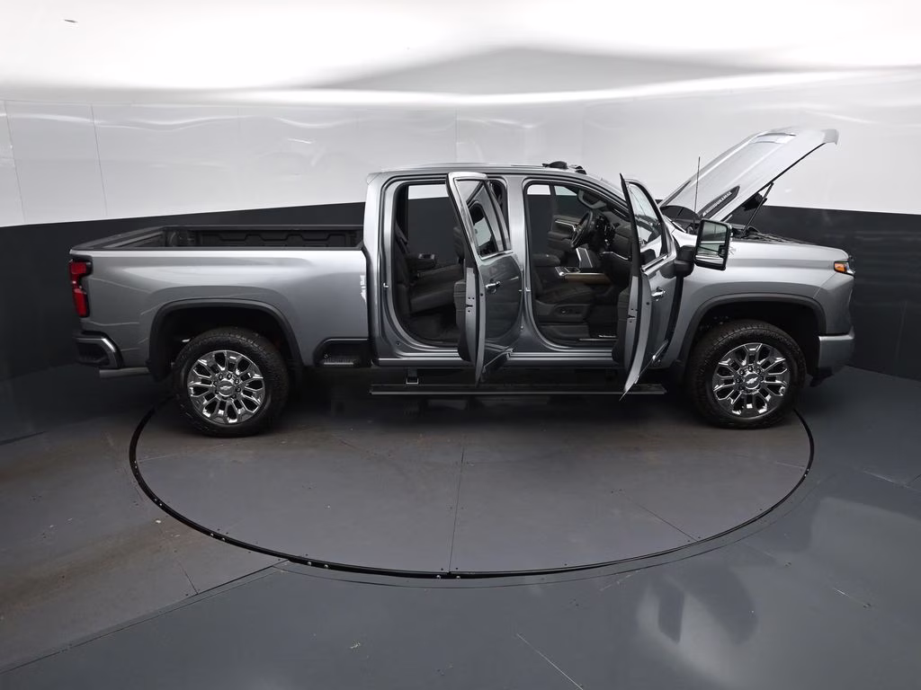2026 Sterling Chevrolet Silverado 2500HD High Country 4X4 Truck