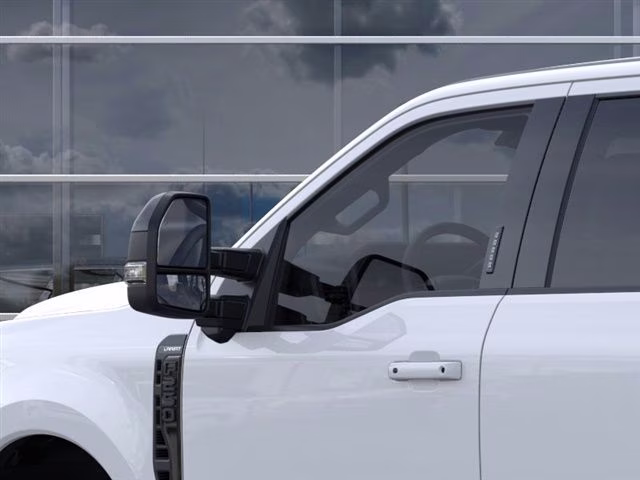 2026 Oxford White Ford Super Duty F-250 SRW Lariat 4X4 Truck