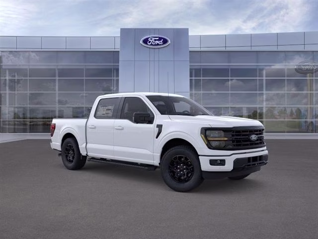 2026 Oxford White Ford F-150 XLT RWD Truck