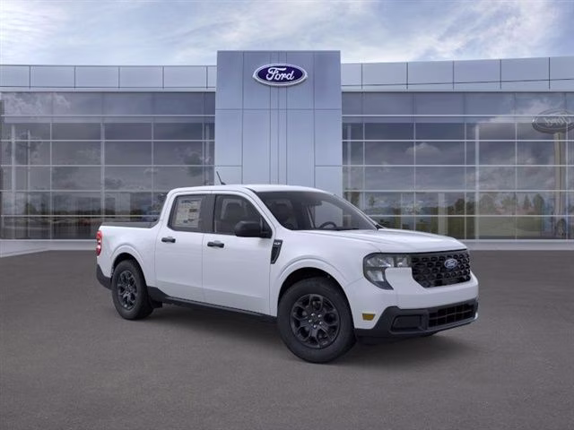 2026 White Metallic Ford Maverick XLT AWD Truck