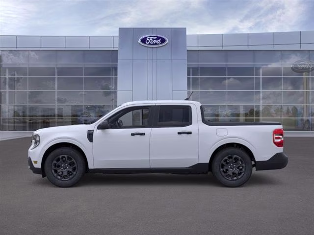2026 White Metallic Ford Maverick XLT AWD Truck