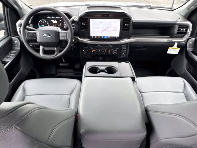 2026 Oxford White Ford F-150 XL 4X4 Truck
