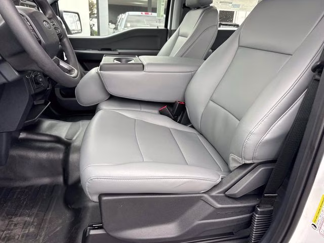 2026 Oxford White Ford F-150 XL 4X4 Truck