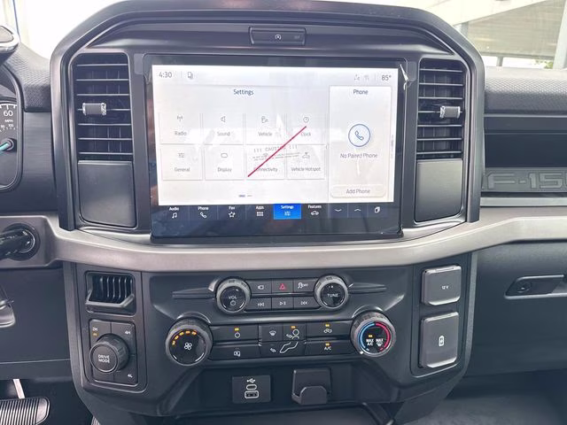 2026 Oxford White Ford F-150 XL 4X4 Truck