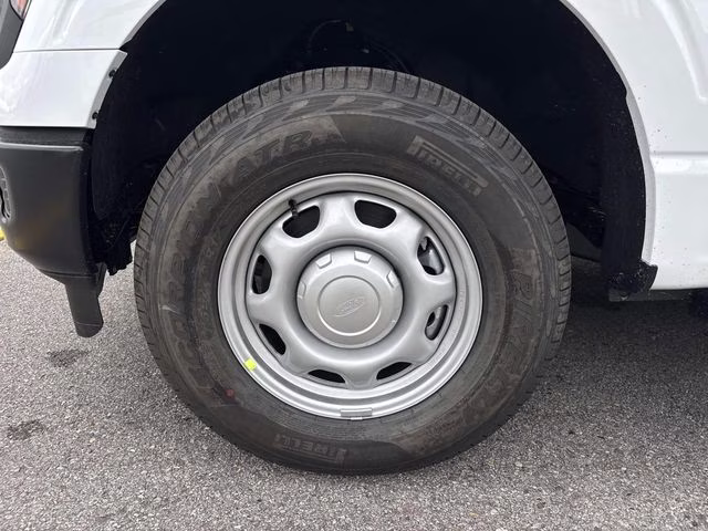 2026 Oxford White Ford F-150 XL 4X4 Truck