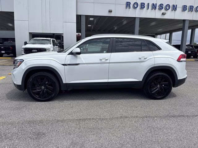 2021 White Volkswagen Atlas Cross Sport 2.0T SE w/Technology FWD SUV
