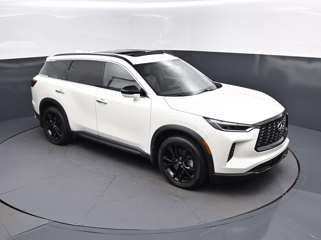 2025 Majestic White INFINITI QX60 LUXE AWD SUV