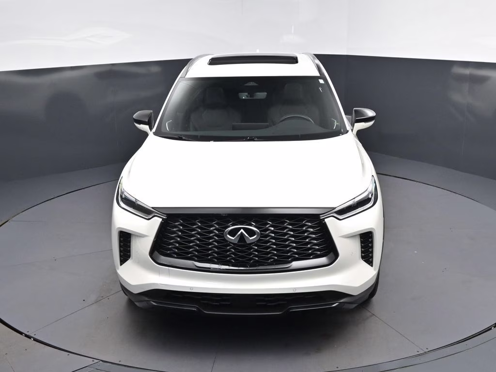 2025 Majestic White INFINITI QX60 LUXE AWD SUV