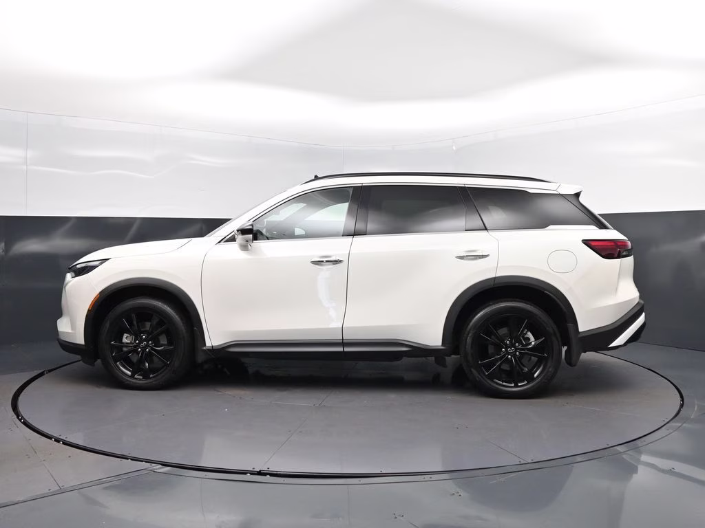 2025 Majestic White INFINITI QX60 LUXE AWD SUV