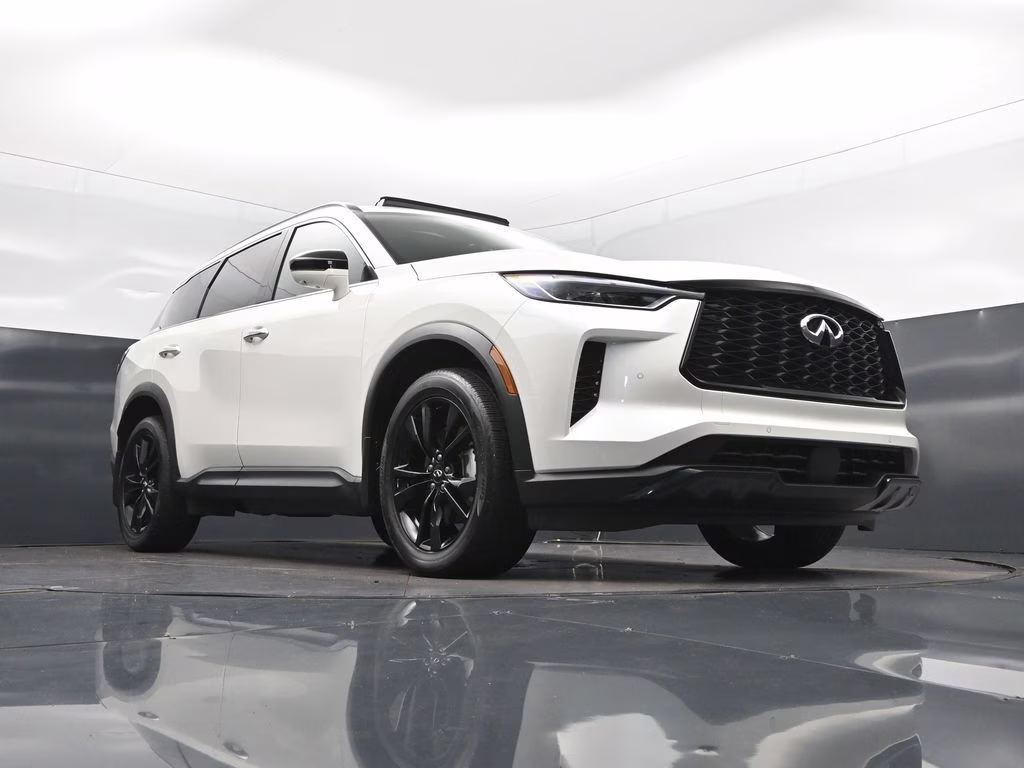 2025 Majestic White INFINITI QX60 LUXE AWD SUV