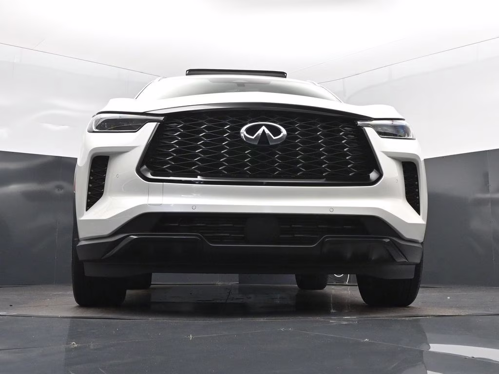 2025 Majestic White INFINITI QX60 LUXE AWD SUV