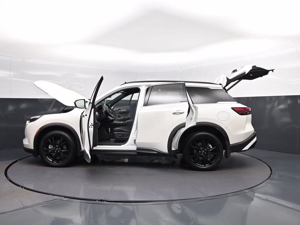 2025 Majestic White INFINITI QX60 LUXE AWD SUV