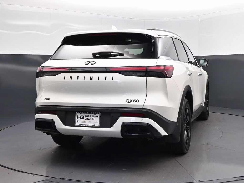 2025 Majestic White INFINITI QX60 LUXE AWD SUV