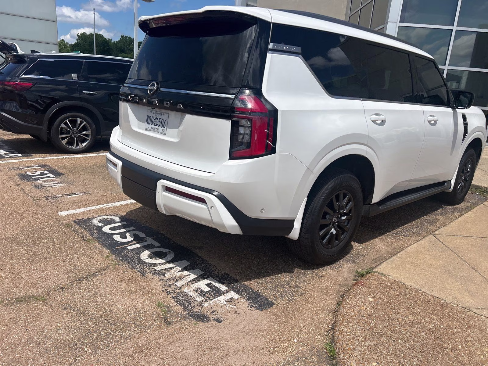2025 Aspen White Nissan Armada SV RWD SUV