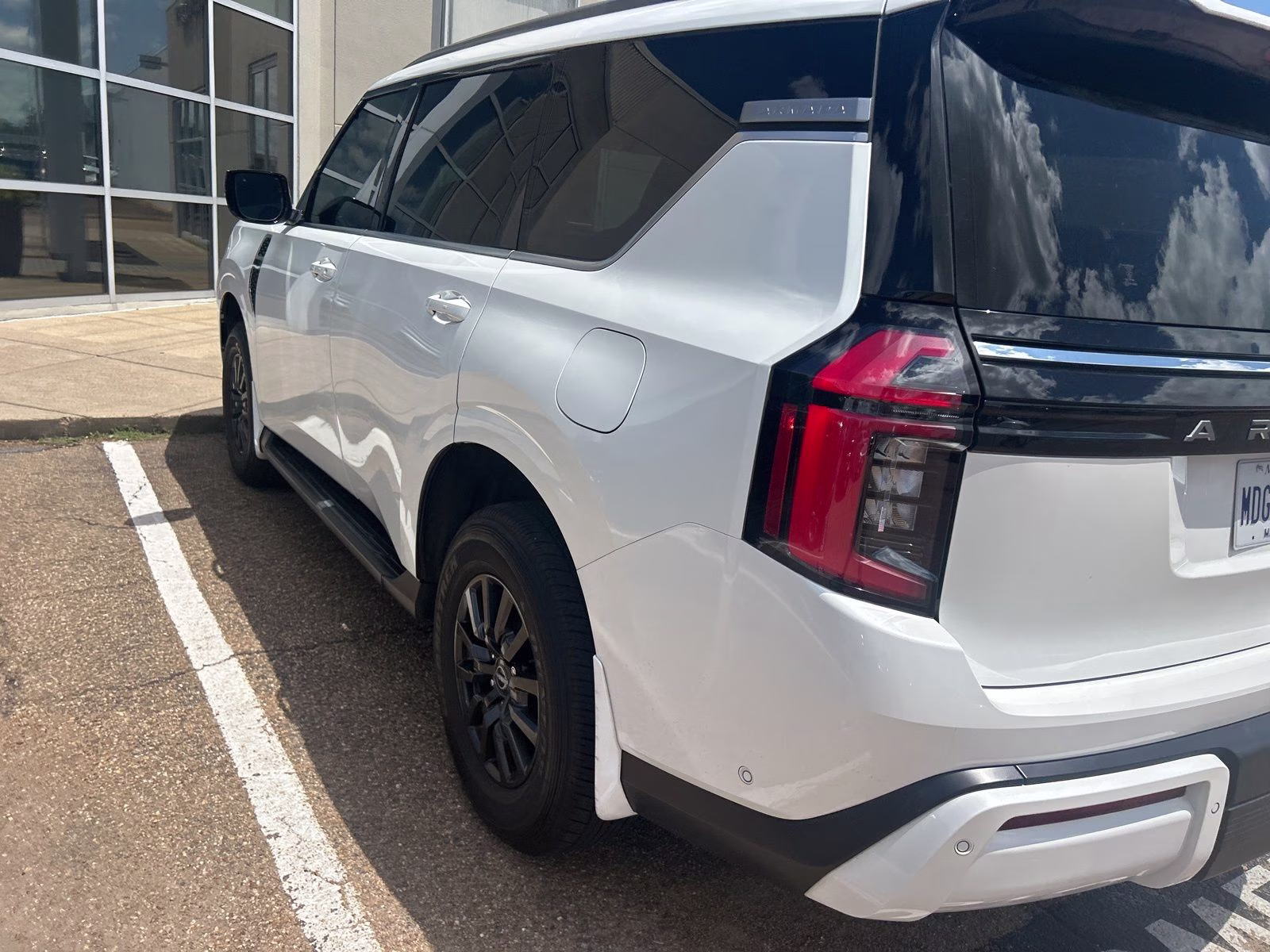 2025 Aspen White Nissan Armada SV RWD SUV