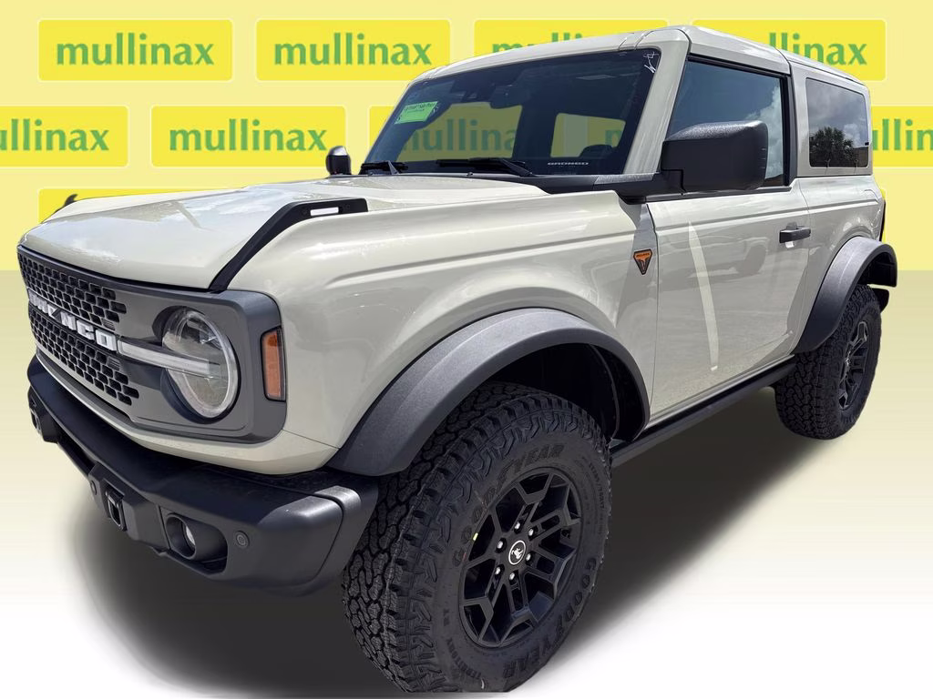 2026 Desert Sand Ford Bronco Badlands 4X4 SUV