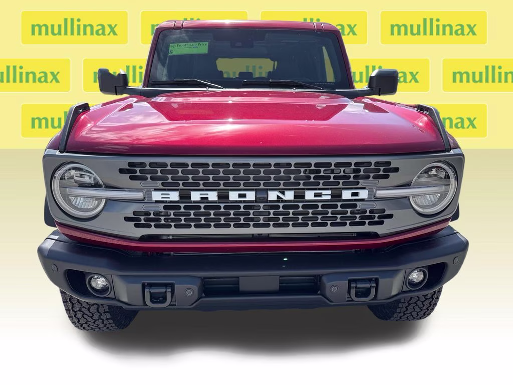 2026 Ruby Red Metallic Tinted Clearcoat Ford Bronco Badlands 4X4 SUV