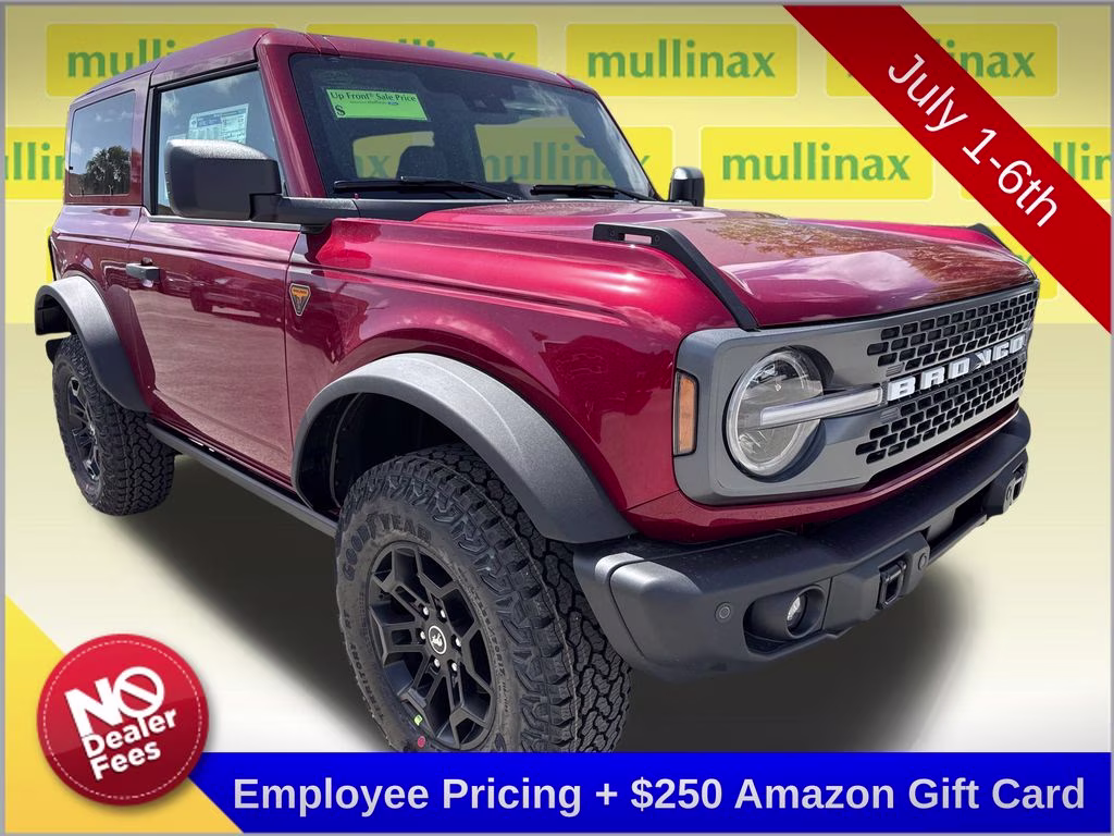 2026 Ruby Red Met Tinted CC Ford Bronco Badlands 4X4 SUV