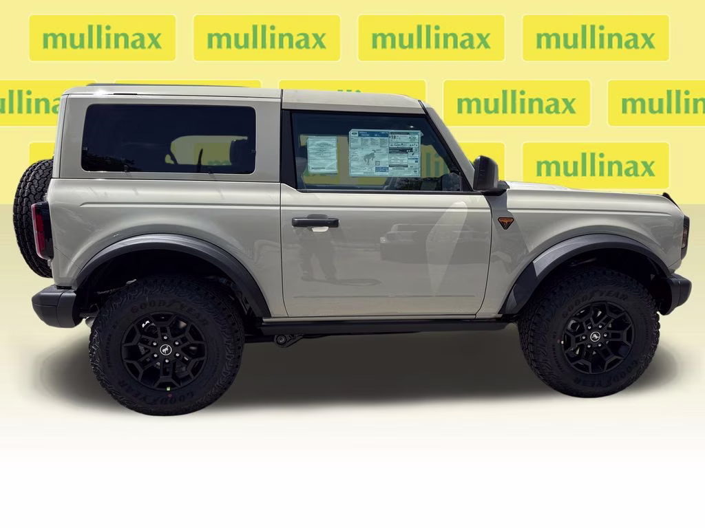 2026 Desert Sand Ford Bronco Badlands 4X4 SUV
