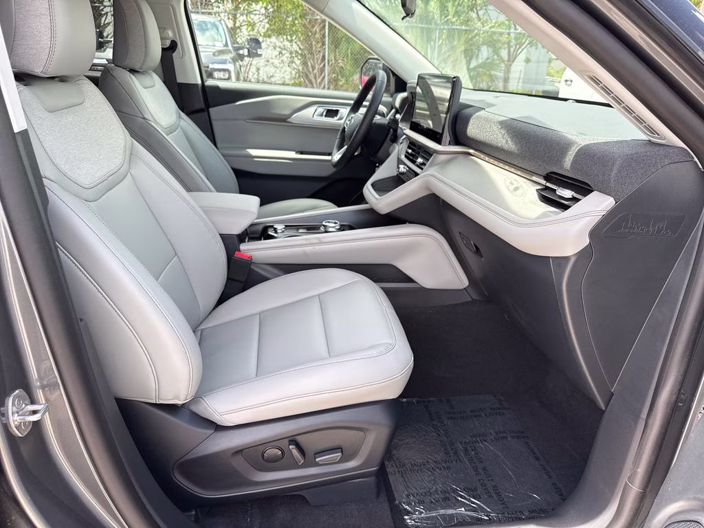 2026 Carbonized Gray Metallic Ford Explorer Active RWD SUV