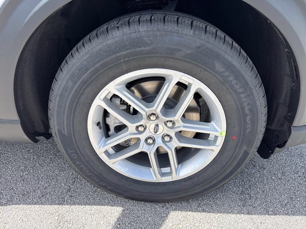 2026 Star White Metallic TC Ford Explorer Active RWD SUV
