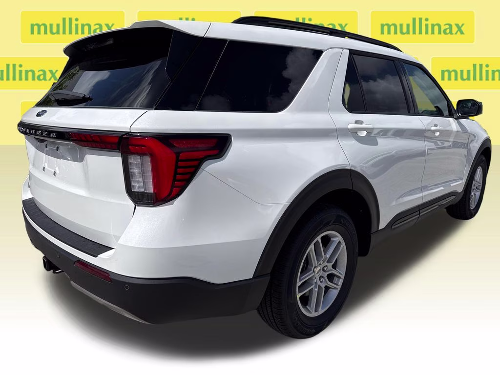 2026 Star White Metallic TC Ford Explorer Active RWD SUV