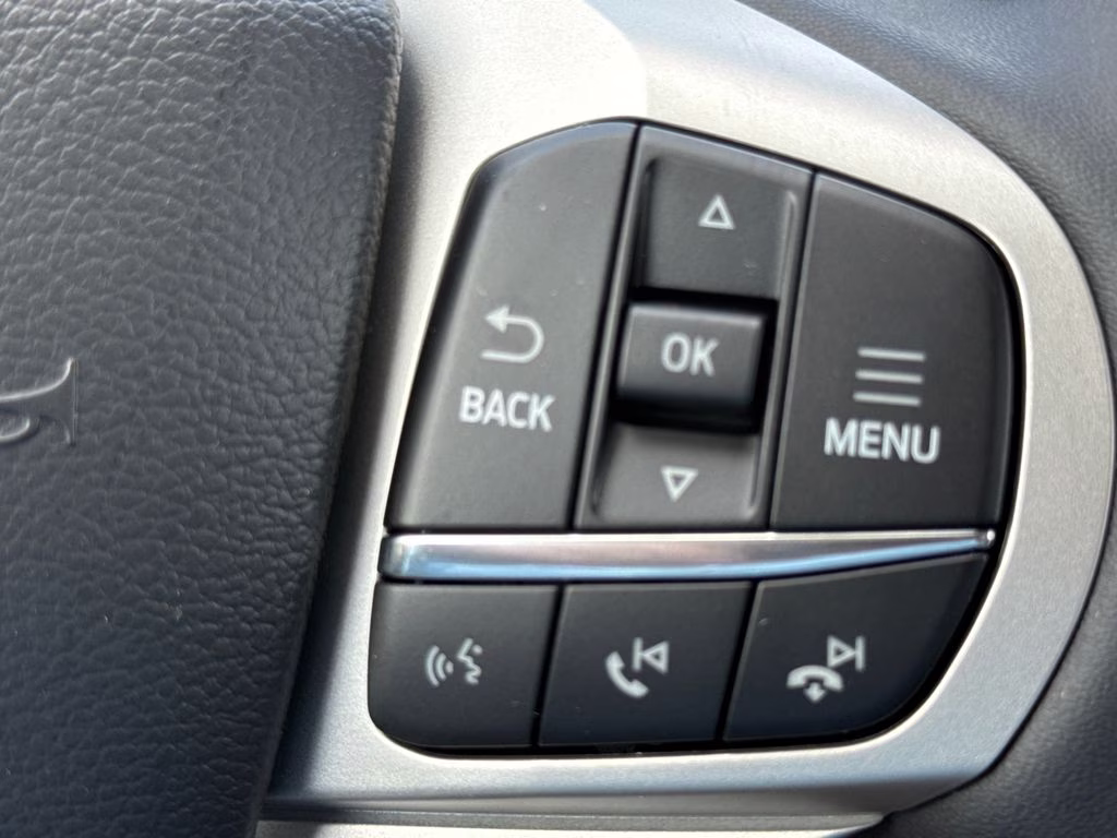 2026 Star White Metallic TC Ford Explorer Active RWD SUV