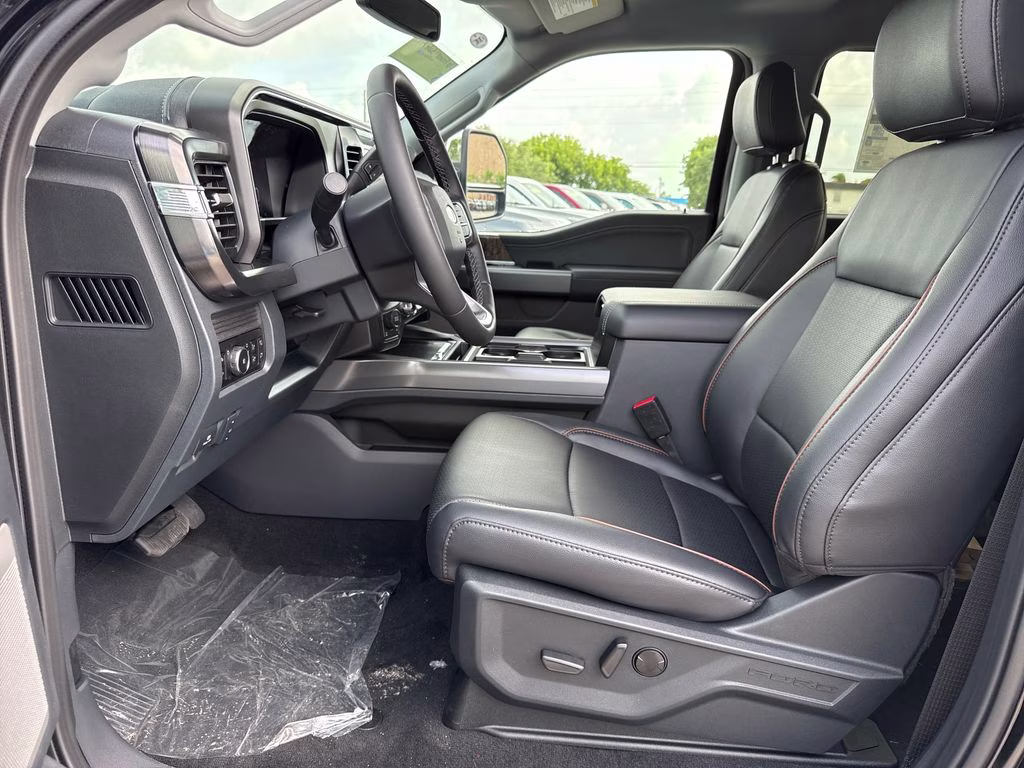 2026 Black Metallic Ford Super Duty F-250 SRW Lariat 4X4 Truck