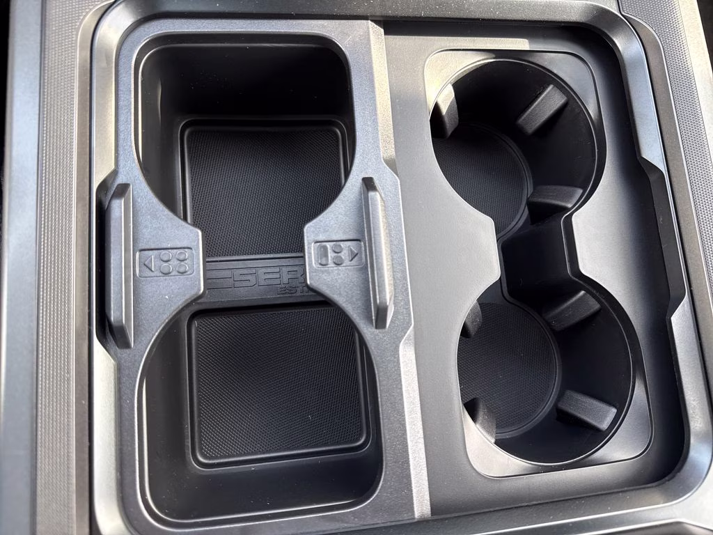 2026 Avalanche Ford Super Duty F-250 SRW Lariat 4X4 Truck
