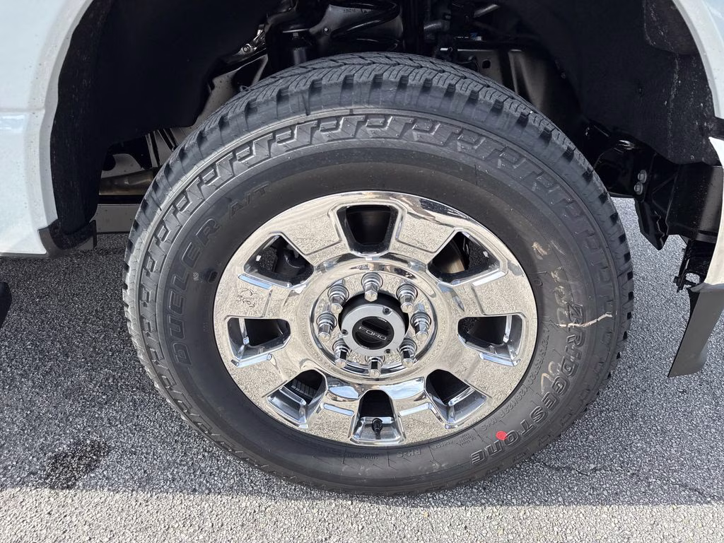 2026 Avalanche Ford Super Duty F-250 SRW Lariat 4X4 Truck