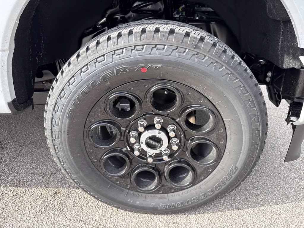 2026 Avalanche Ford Super Duty F-250 SRW Lariat 4X4 Truck