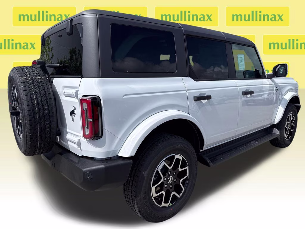 2026 Oxford White Ford Bronco Outer Banks 4X4 SUV
