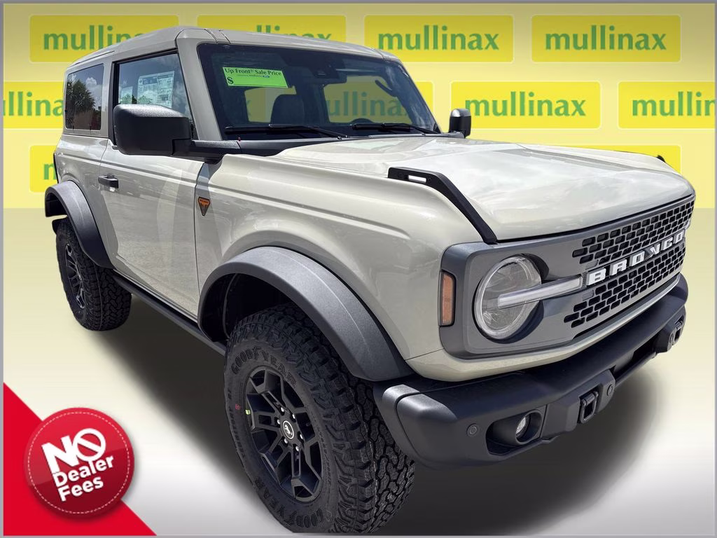 2026 Desert Sand Ford Bronco Badlands 4X4 SUV
