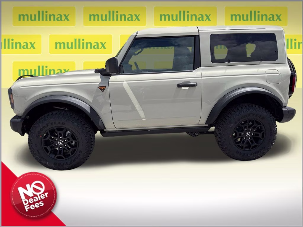2026 Desert Sand Ford Bronco Badlands 4X4 SUV