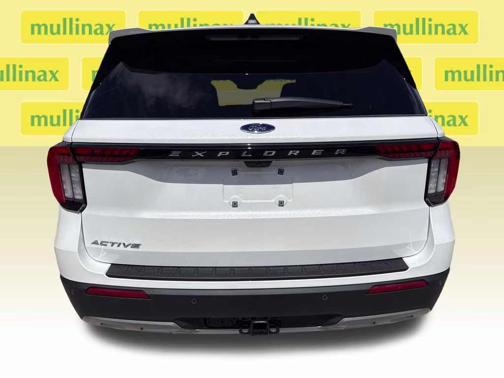 2026 Star White Metallic TC Ford Explorer Active RWD SUV