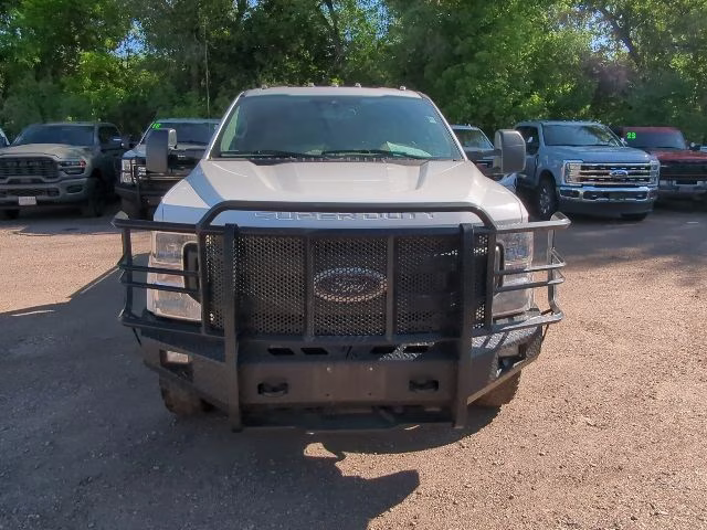 2021 Oxford White Ford Super Duty F-350 DRW XL 4X4 Chassis