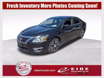 2014 Super Black Nissan Altima 2.5 S FWD Sedan