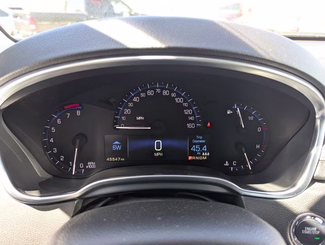 2014 Radiant Silver Metallic Cadillac SRX Luxury AWD SUV
