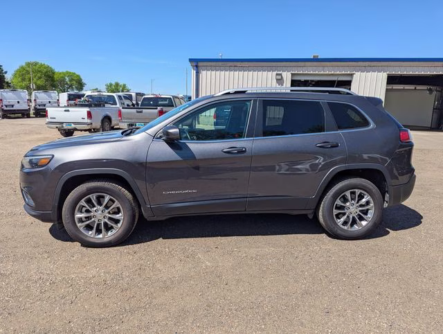 2021 Granite Crystal Metallic Clearcoat Jeep Cherokee Latitude Lux 4X4 SUV
