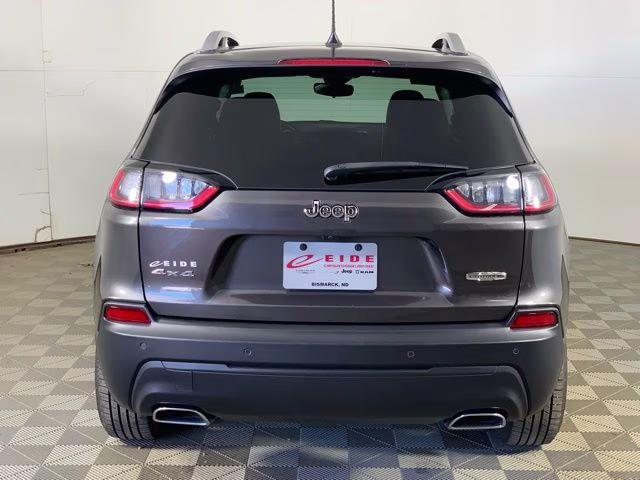 2021 Granite Crystal Metallic Clearcoat Jeep Cherokee Latitude Lux 4X4 SUV
