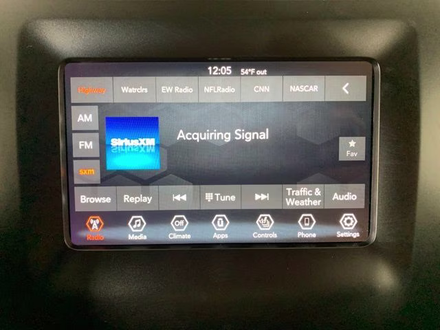 2021 Granite Crystal Metallic Clearcoat Jeep Cherokee Latitude Lux 4X4 SUV