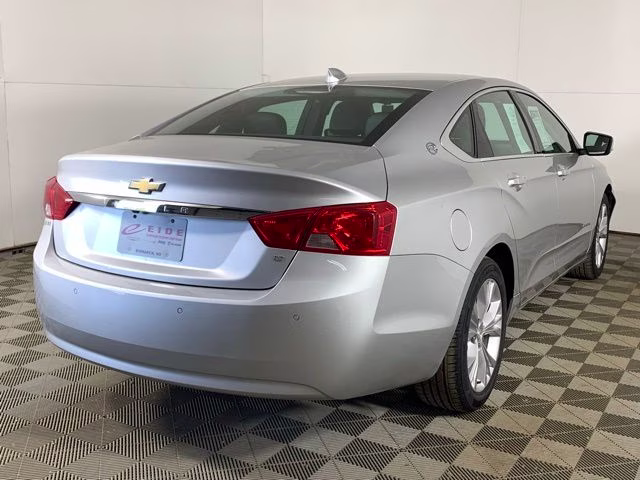 2015 Silver Ice Metallic Chevrolet Impala LT FWD Sedan