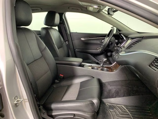 2015 Silver Ice Metallic Chevrolet Impala LT FWD Sedan