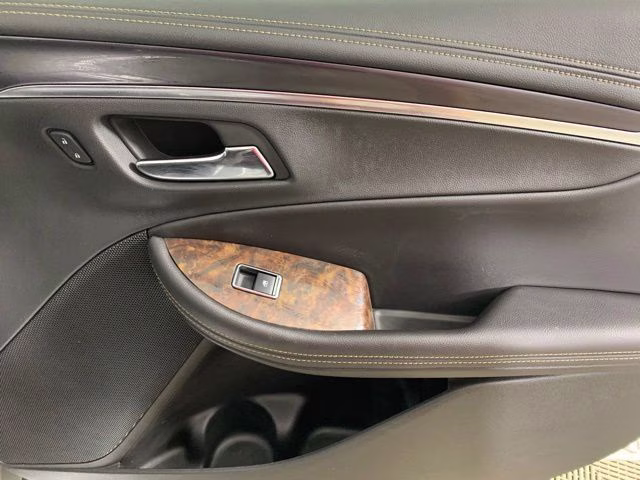 2015 Silver Ice Metallic Chevrolet Impala LT FWD Sedan