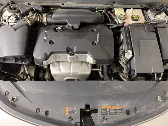 2015 Silver Ice Metallic Chevrolet Impala LT FWD Sedan