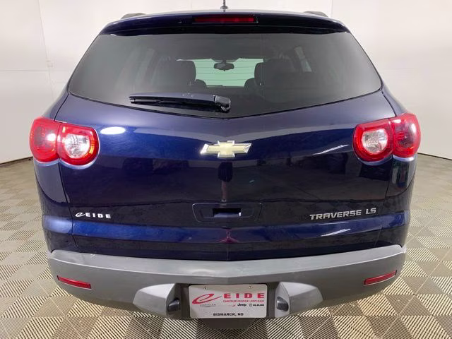 2012 Dark Blue Metallic Chevrolet Traverse LS FWD SUV