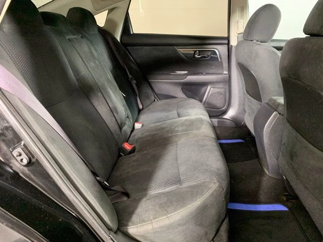 2014 Super Black Nissan Altima 2.5 S FWD Sedan